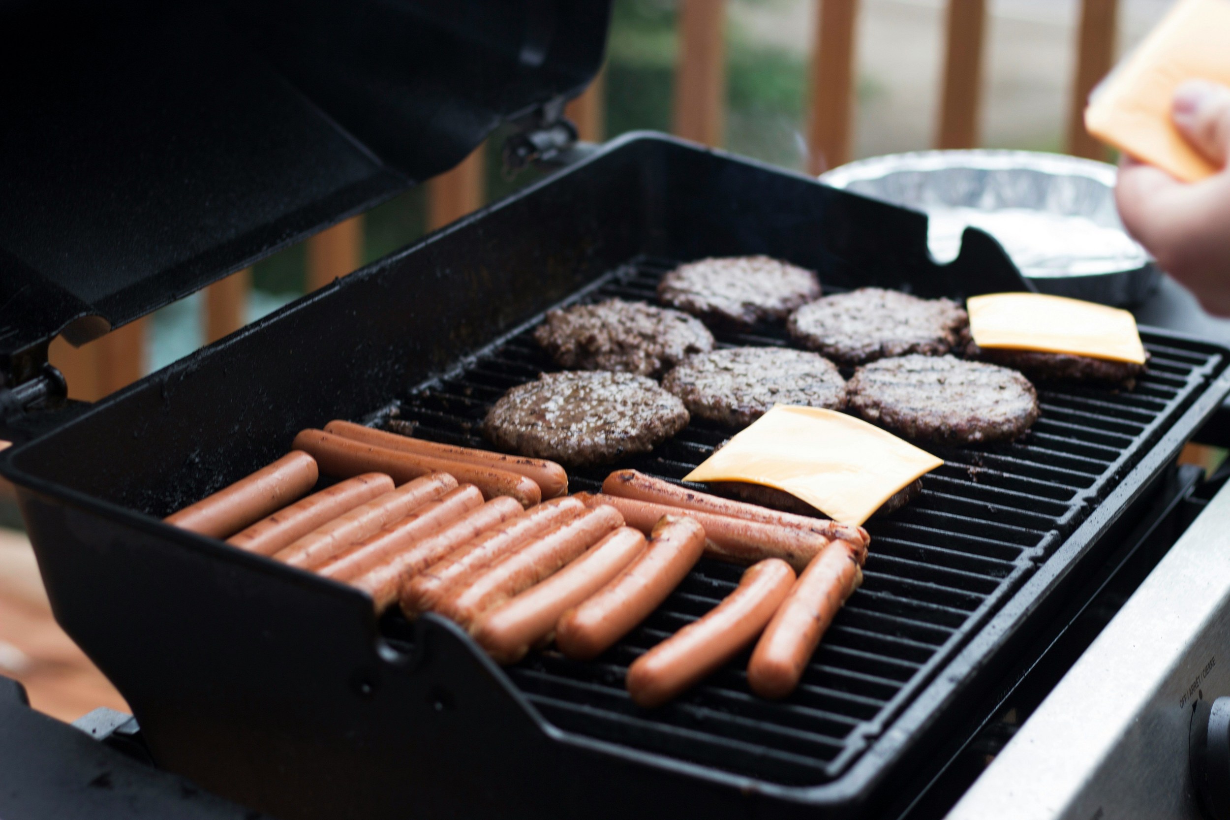 BBQ Etiquette: The Items That Will Make You Look Cheap