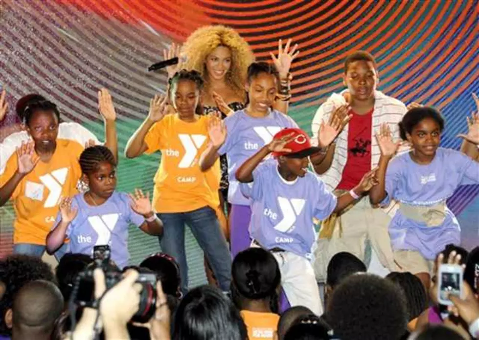 Beyonce Surprises Kids At Target