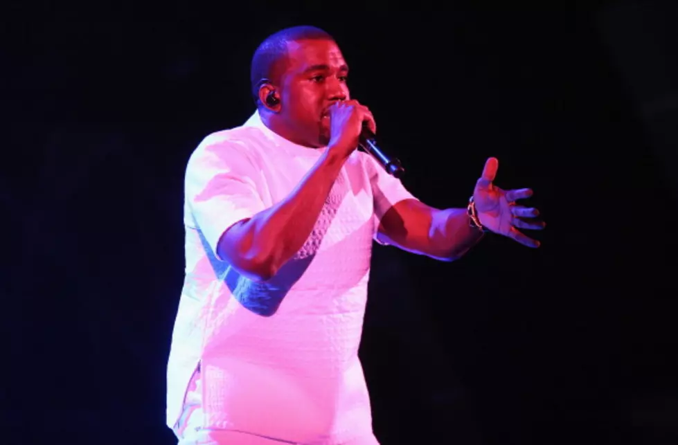 Kanye West Literally Screams Into Mic + Throws It On Stage [VIDEO]