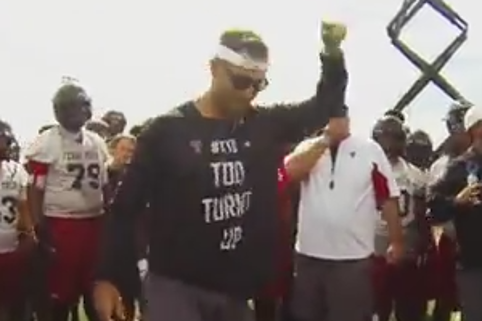 Texas Tech Football Coach Kliff Kingsbury in Epic Dance-Off [VIDEO]