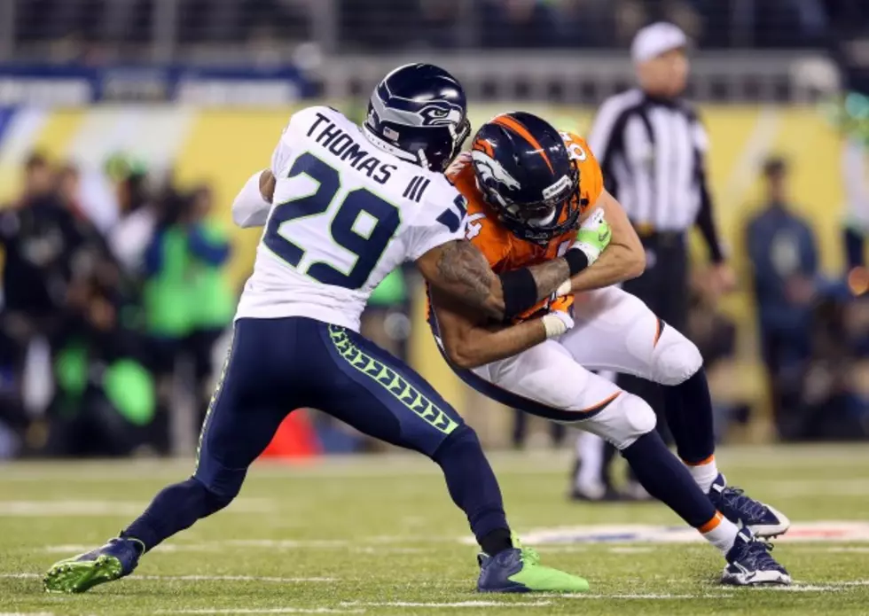 Seahawks Give Earl Thomas a New Deal