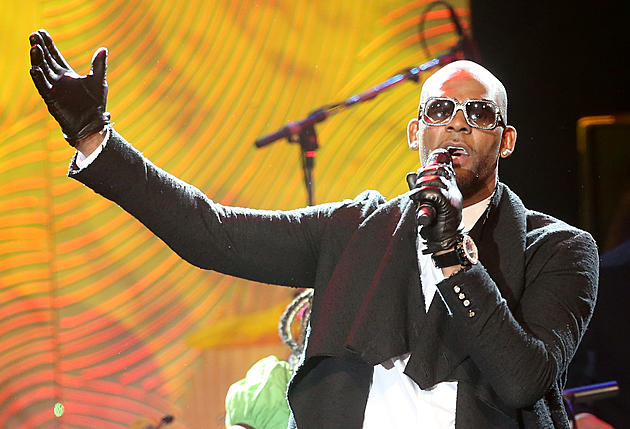R. Kelly Walks Out on Interview With The Huffington Post [WATCH]