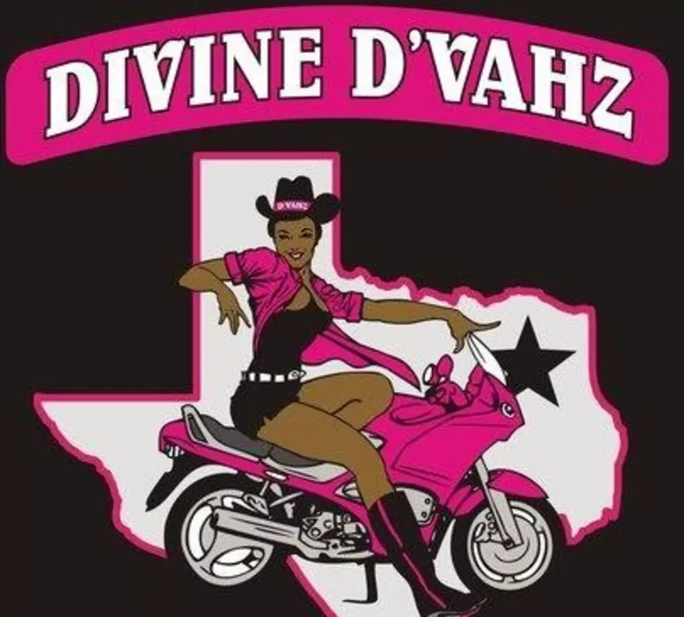 Divine D’Vahz Present Thanksgiving Dinner