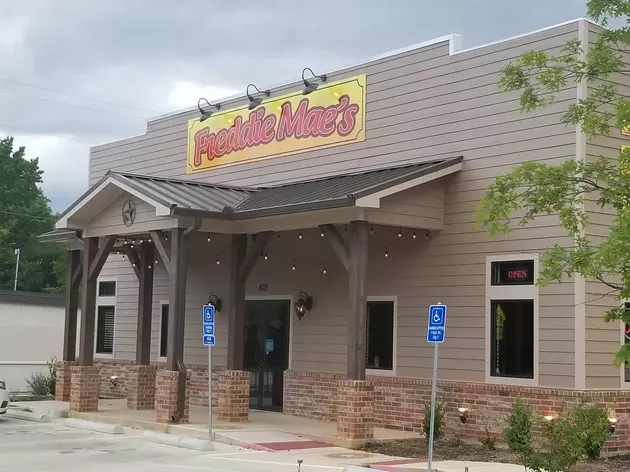 Freddie Mae&#8217;s Celebrates National Fried Chicken Day