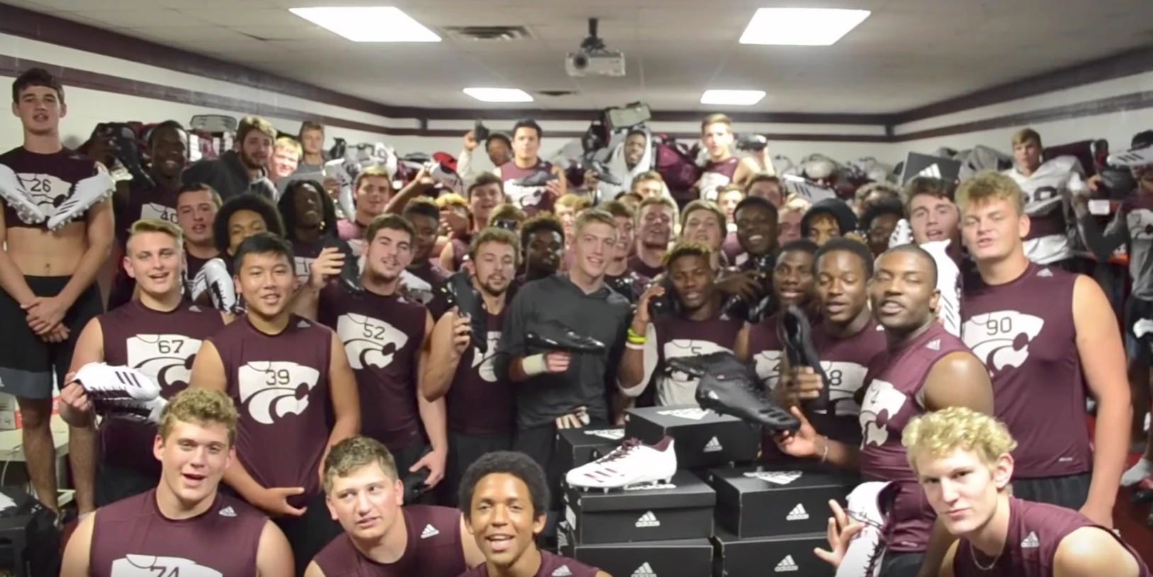 Patrick Mahomes Gifts Whitehouse, TX High Football Team New Shoes