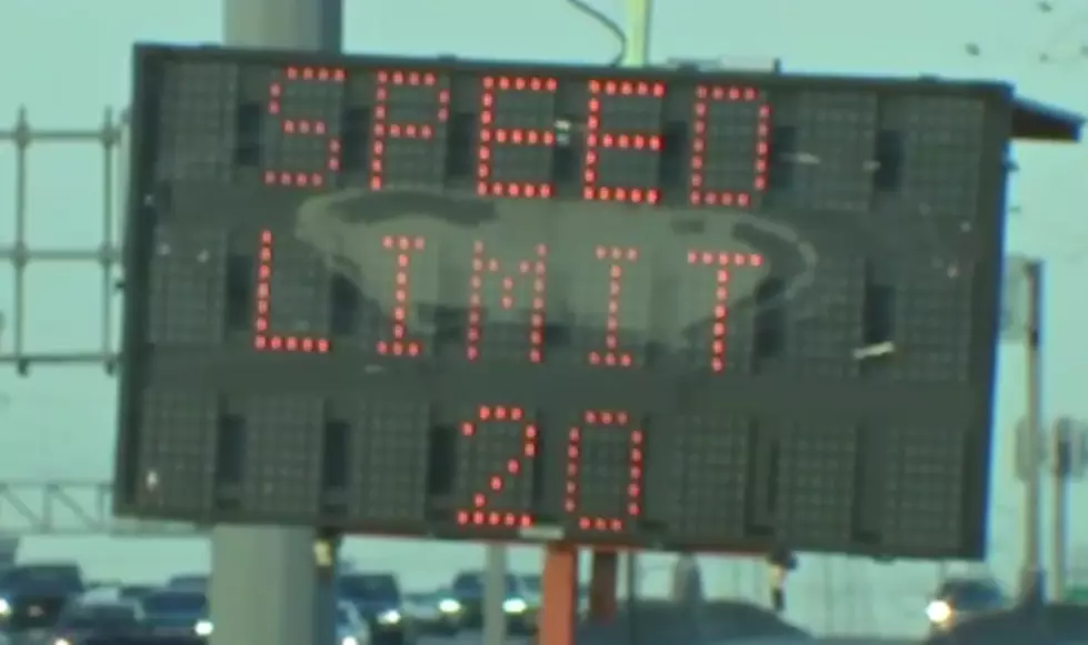 Texas Highway Sign Had Drivers Going 20 MPH