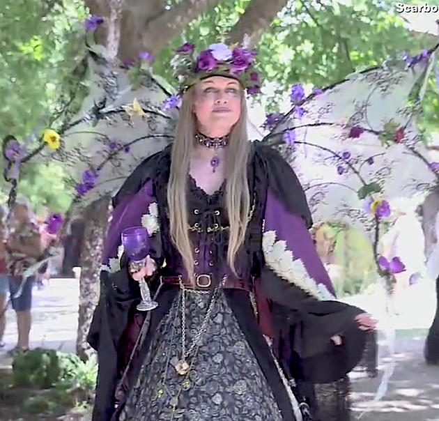 Bored? Give This Family-Friendly TX Renaissance Festival a Try