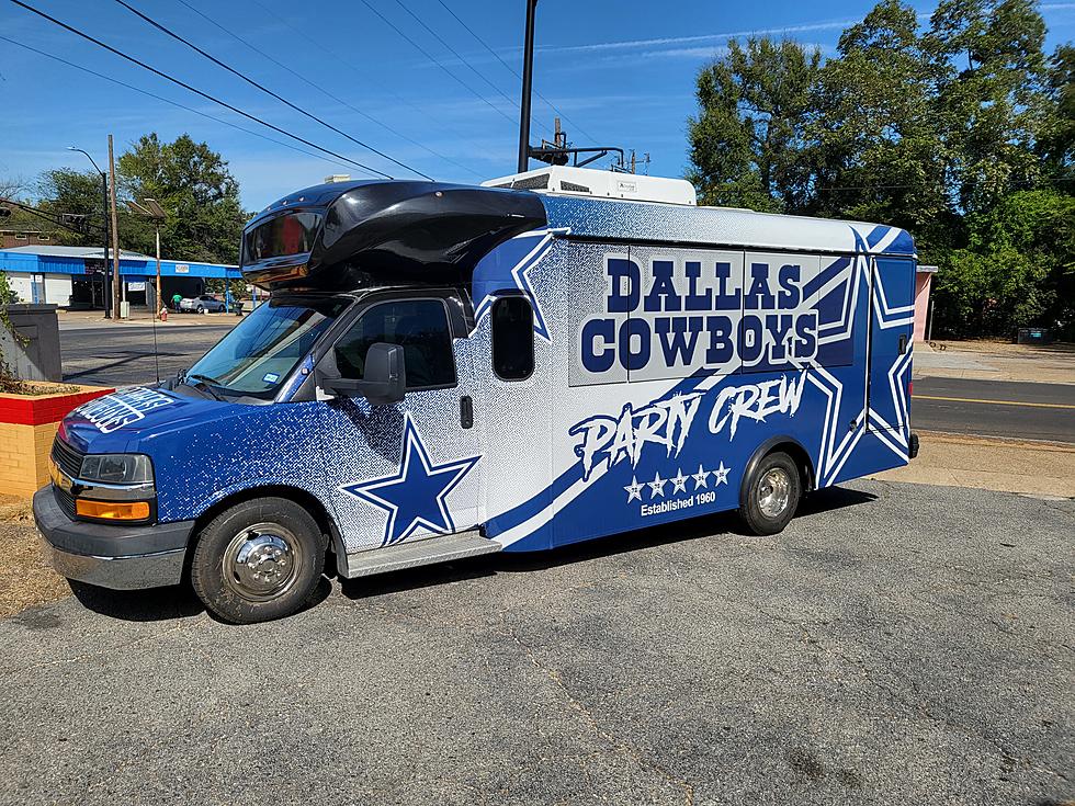 Dallas Cowboys Party Crew Pulls Up & Tailgates In Tyler