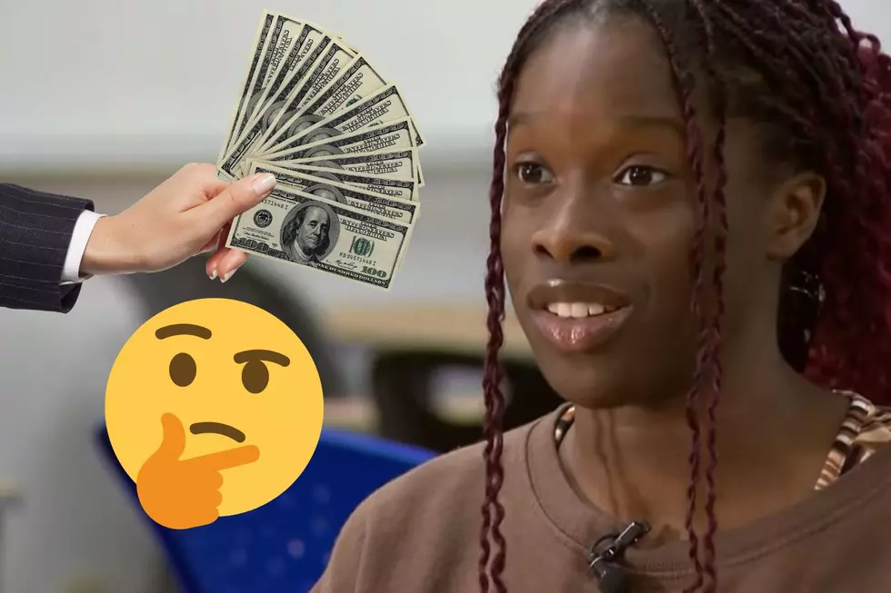 Texas Teen Finds Hundreds In Cash At School And Turns It In