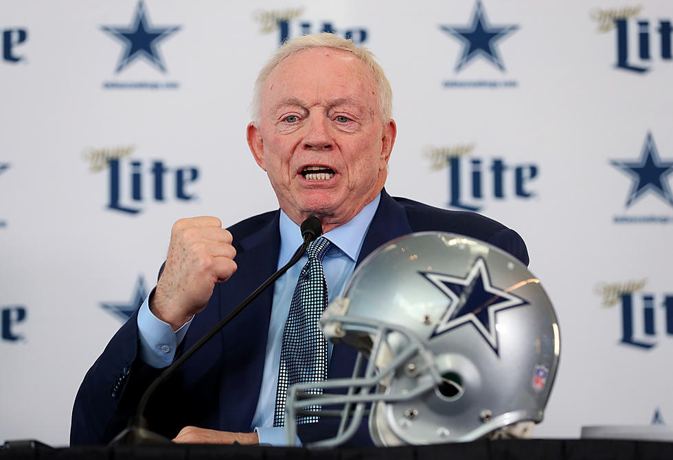 Dallas Cowboys Owner Jerry Jones Spotted In Mt. Pleasant, TX