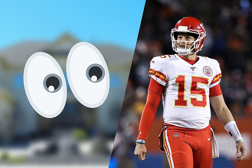 (LOOK) Patrick Mahomes New Mansion Has Plenty Of Things To Do