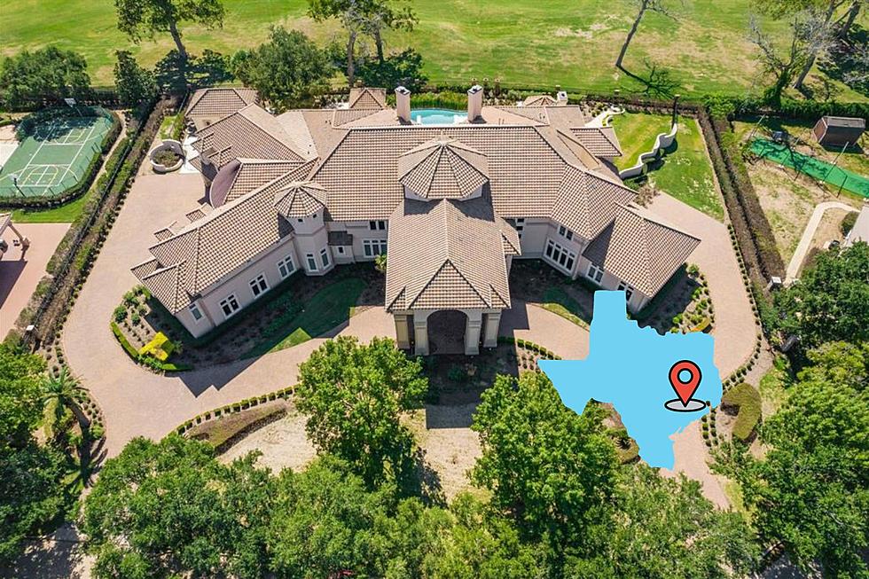 This Huge $6.95M Sugar Land, TX Home For Sale Has 4 Pools &#038; A Nightclub