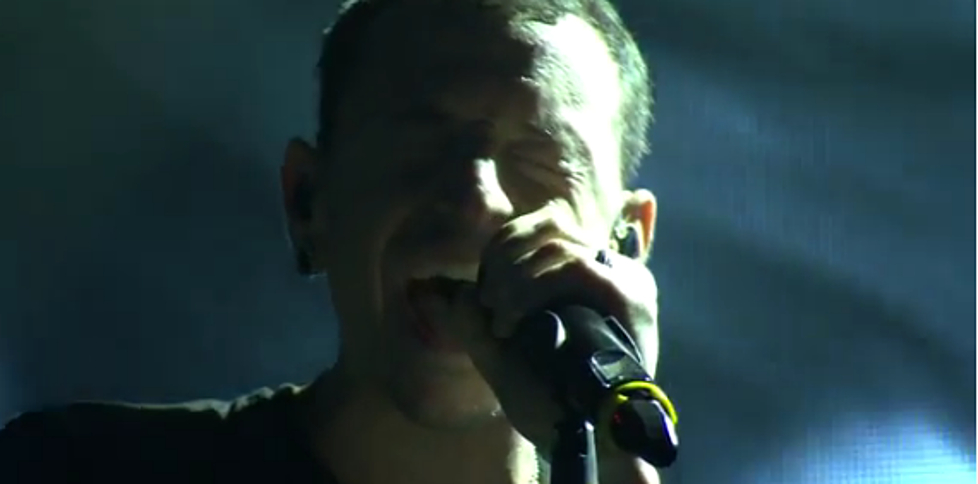 Linkin Park – Rolling In The Deep (Adele Cover – Live) [VIDEO]