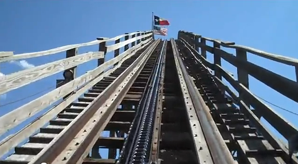 Six Flags Fiesta Texas To Close Wooden Coaster ‘The Rattler’ [VIDEO]