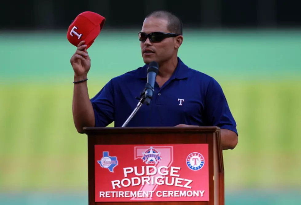 Ivan &#8216;Pudge&#8217; Rodriguez Returns to the Texas Rangers