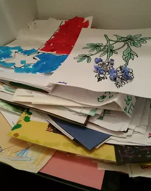 The School Year is Ending.  Do You Toss The Kids&#8217; Artwork?