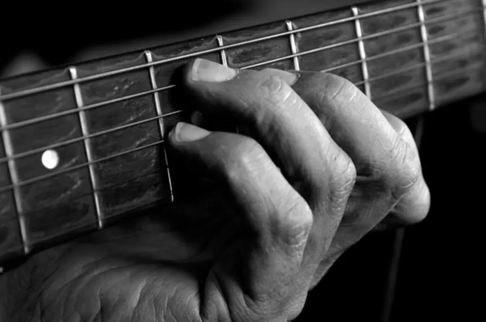 Learn To Play Guitar From A True Master [VIDEO]