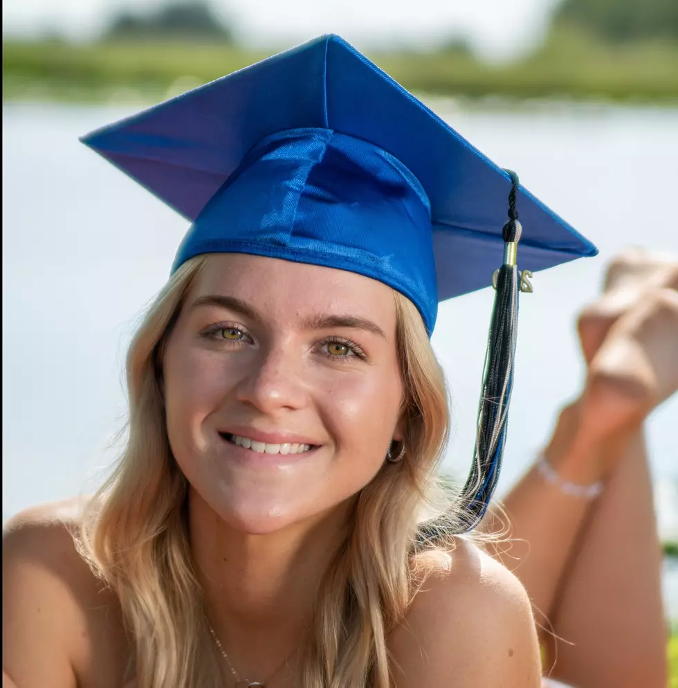How to Help Your Graduating Senior Start Life Financially Strong