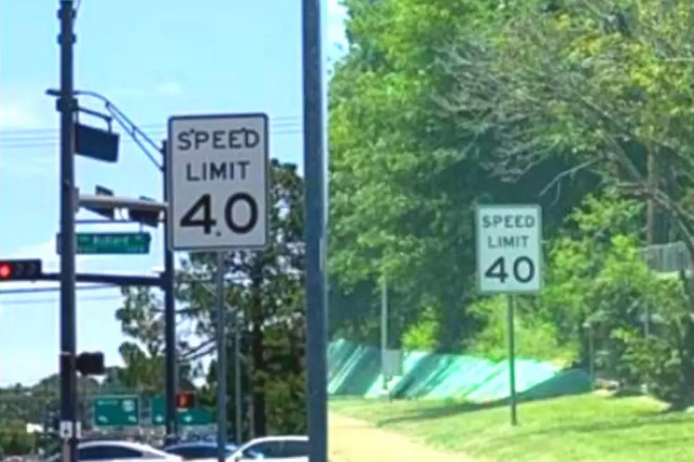 Here's The Only Stretch Of Loop 323 With A 40 m.p.h. Limit