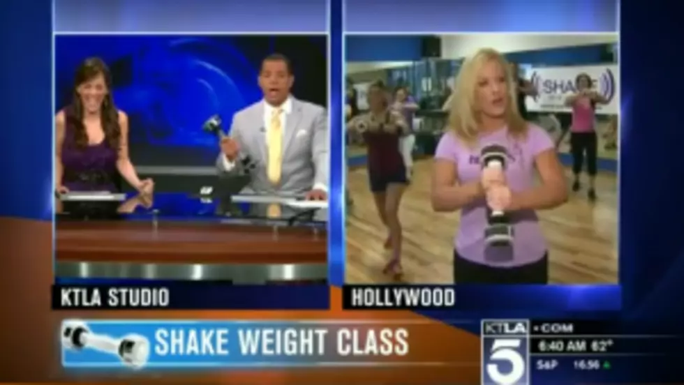 KTLA News Crew Gets Skakin&#8217; With The &#8220;Shake Weight&#8221; [VIDEO]