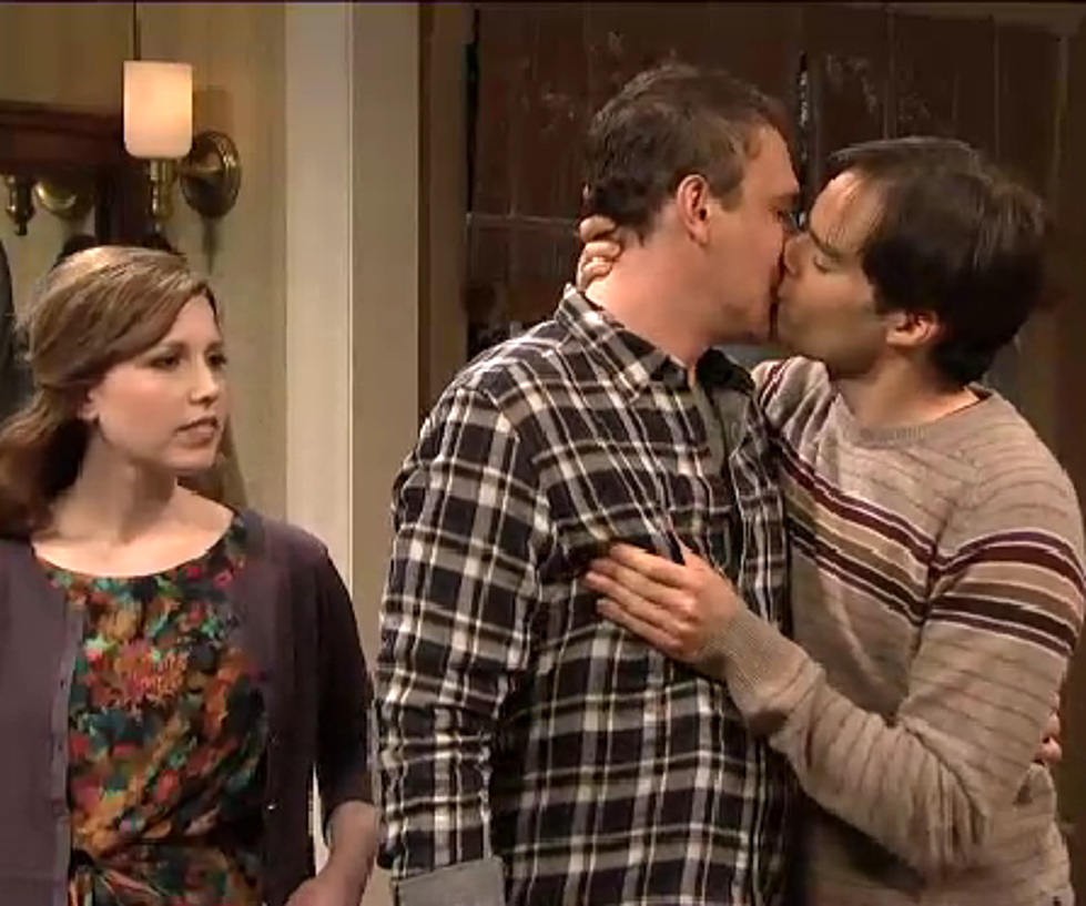 Jason Segel on “Saturday Night Live” Making Out with Paul Rudd [VIDEO]