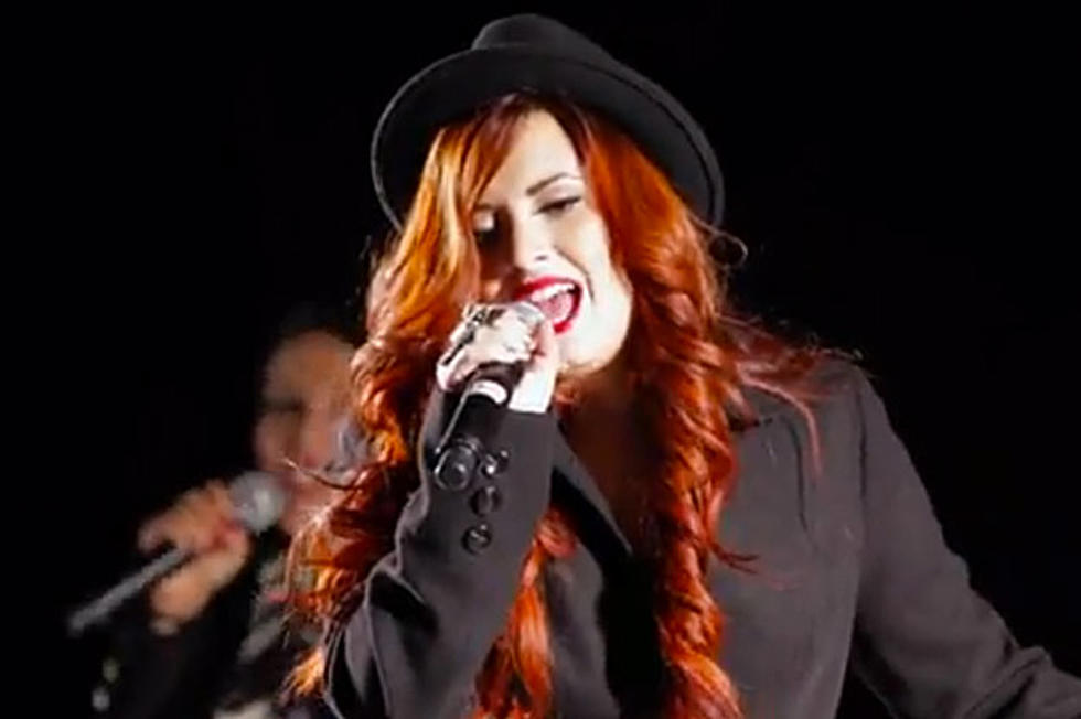Demi Lovato Treats Fans to Surprise Performance of ‘Give Your Heart a Break’