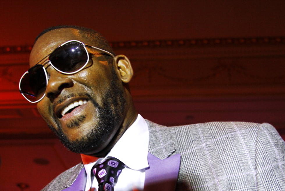 Barry White, I Mean R. Kelly Has a New Song Called &#8220;Share My Love&#8221; [AUDIO]