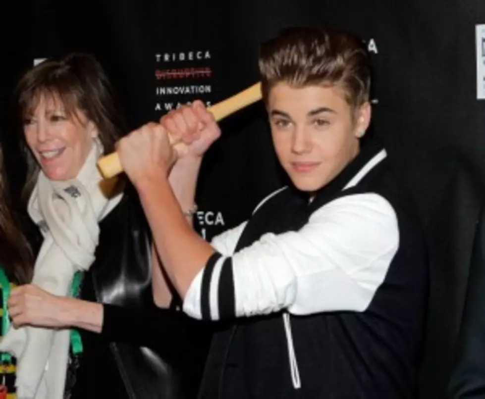 Justin Bieber Releases a Mother&#8217;s Day Single Just for Mom [VIDEO]