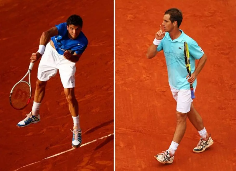 Richard Gasquet and Grigor Dimitrov Have Amazing 38 Ball Volley at the French Open[VIDEO]