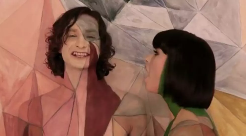 It’s the One Year Anniversary of the Video for Gotye’s “Somebody That I Used To Know” [VIDEO]
