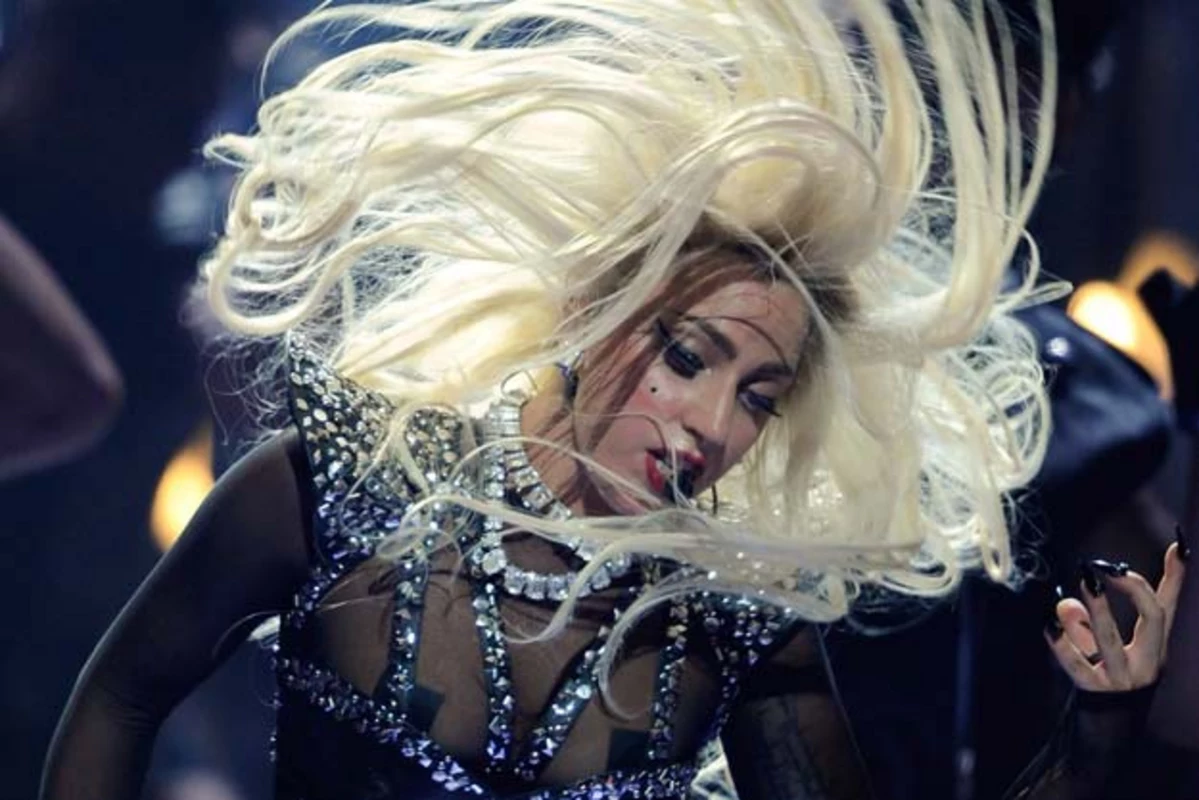 Дерзкая и стильная - Леди Гага в юности продемонстрировала себя как настоящая фотомодель с неподражаемым шармом.