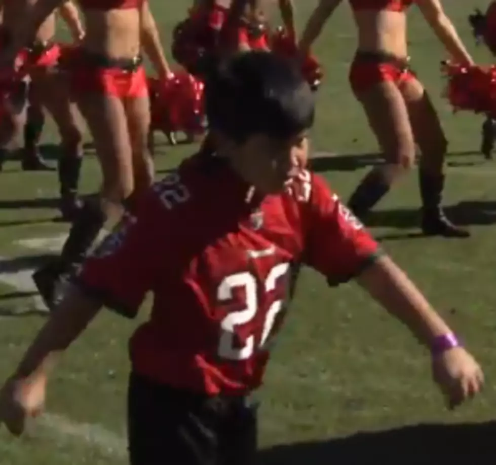 Tampa Bay&#8217;s Youngest Cheerleader Nails It at 10 Years Old [VIDEO]