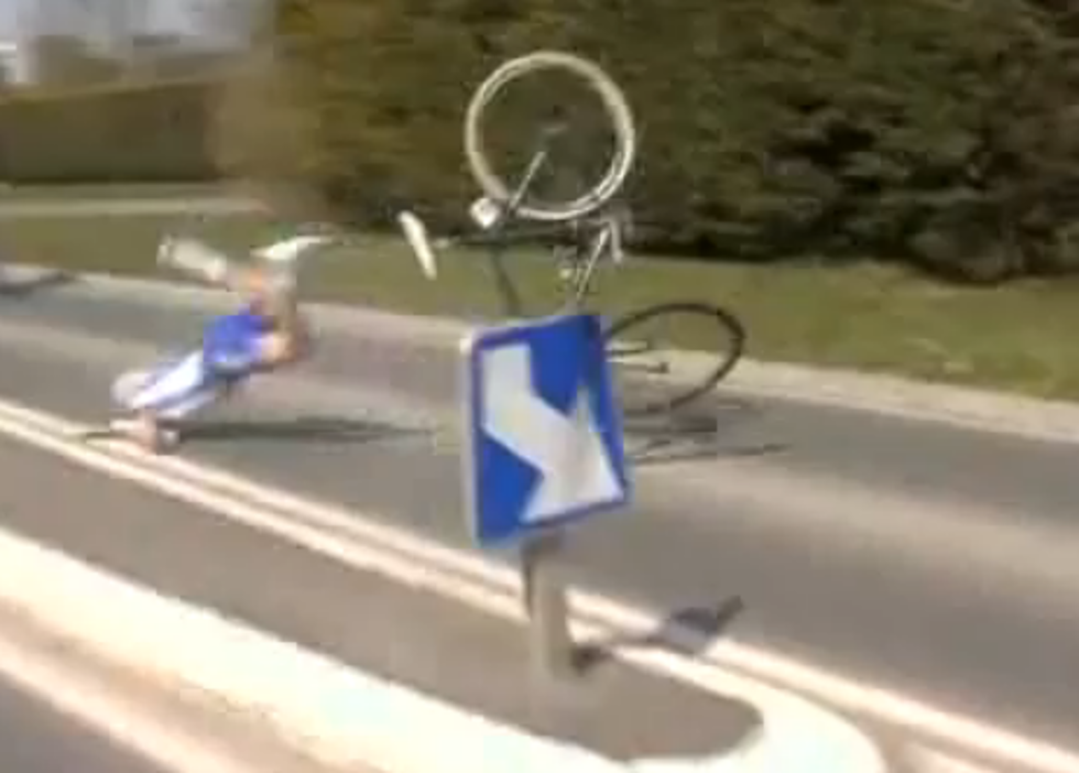 The Most Humiliating Crash in Cycling History [VIDEO]