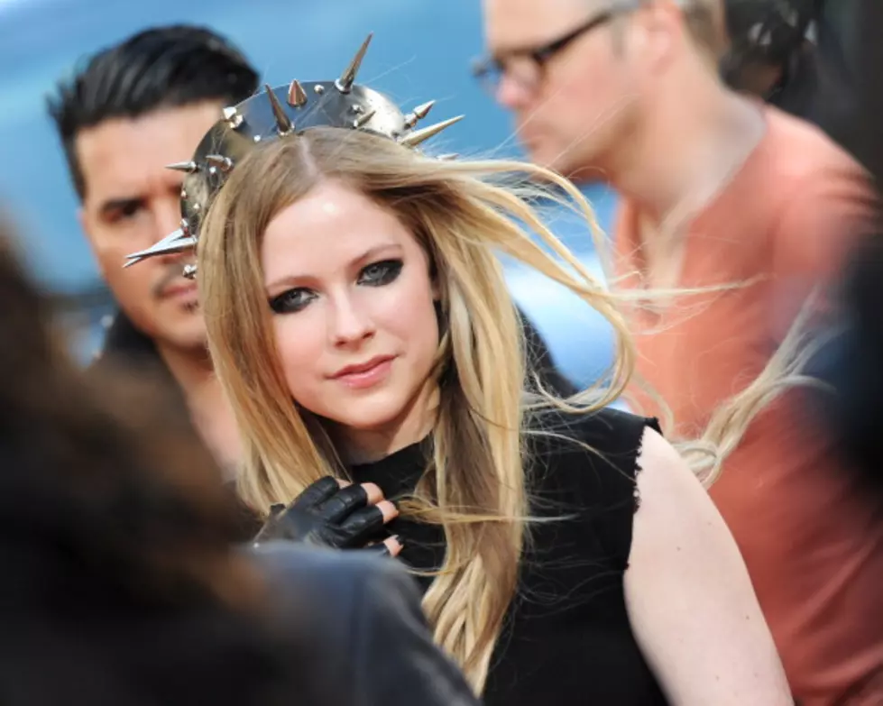 KISS New Music: Avril Lavigne “Rock N Roll” [AUDIO]