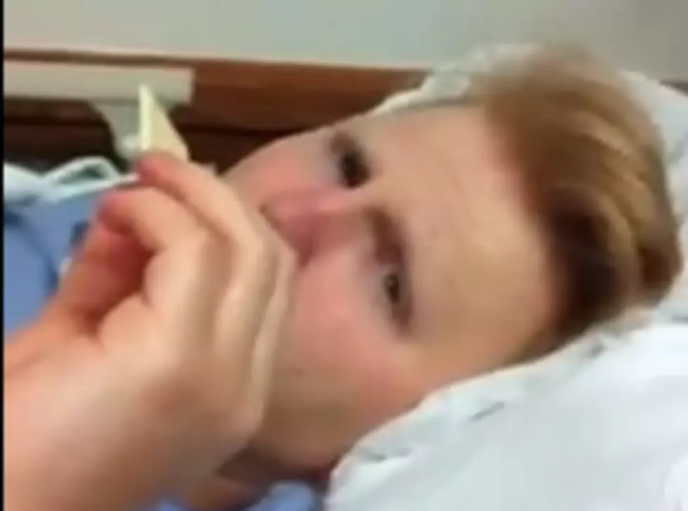 A Guy Wakes Up From Surgery and Doesn’t Recognize His Wife But Scores Major Brownie Points [VIDEO]