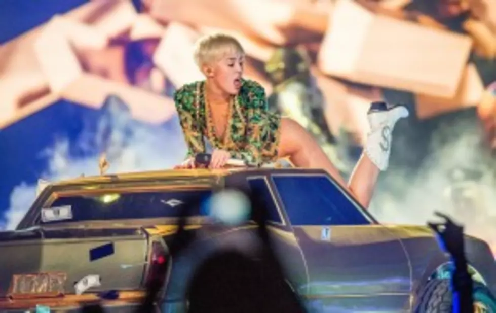 Miley Cyrus Gives You the Ultimate Behind the Scene Tour of Her &#8216;Bangerz Tour&#8217; [VIDEO]