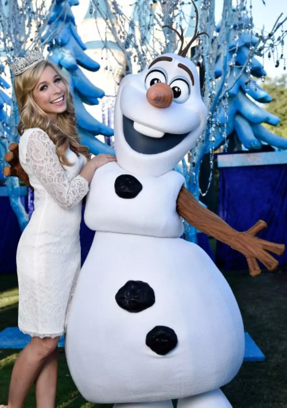 Frozen is Voted Entertainer of the Year?