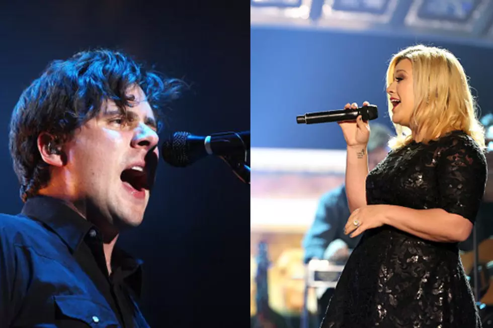 Some People Say Kelly Clarkson Ripped Off Her New Single &#8220;Heartbeat Song&#8221; From Jimmy Eat World. They Are Wrong. [VIDEO]
