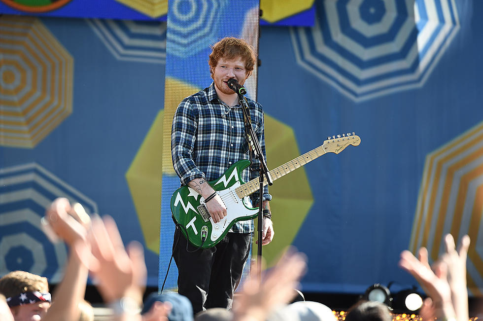Ed Sheeran Surprises Young Fan Singing &#8216;Thinking Out Loud&#8217; in a Mall [VIDEO]