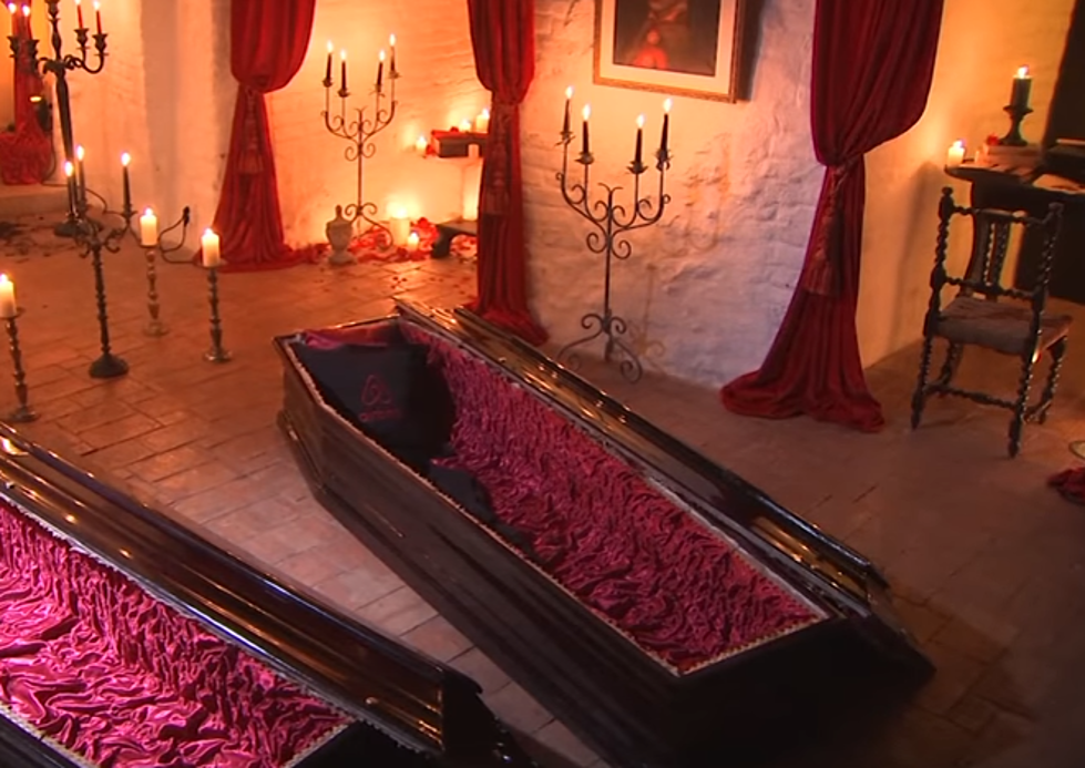 AirBNB Has A Chance To Spend Halloween Night In Dracula’s Castle [VIDEO]