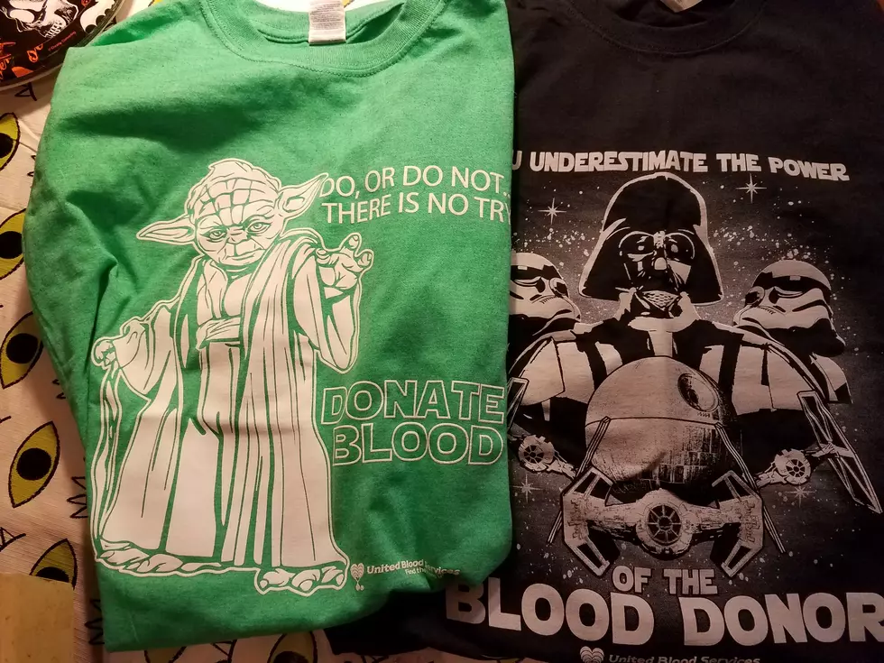 Donate Blood This Week For Star Wars Tickets & Shirts!