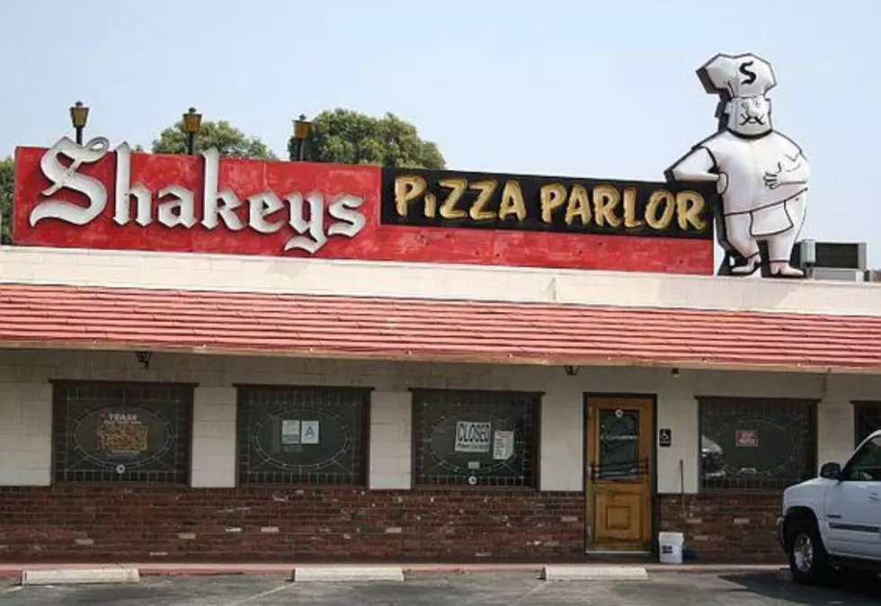 Once Upon a Time in Lubbock – Shakeys Pizza Parlor