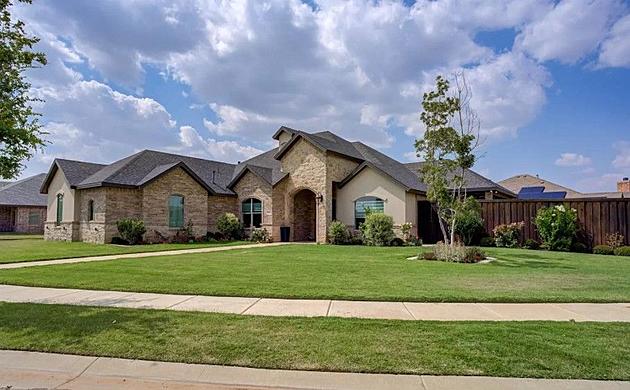 What House $500,000 Gets You in Lubbock vs. Dallas [Photos]