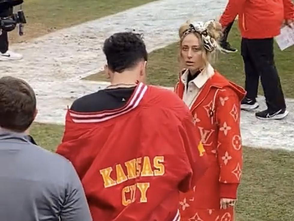 Video: Broncos Fan Yells Slurs at Jackson Mahomes From the Stands