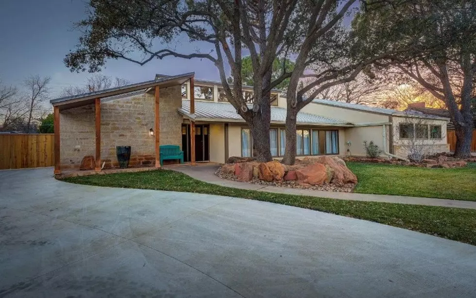 This Beautiful 70s Mansion is for Sale in Lubbock