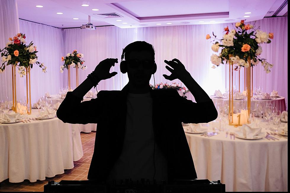 Top 10 Questions To Ask When Finding A Wedding DJ in Texas
