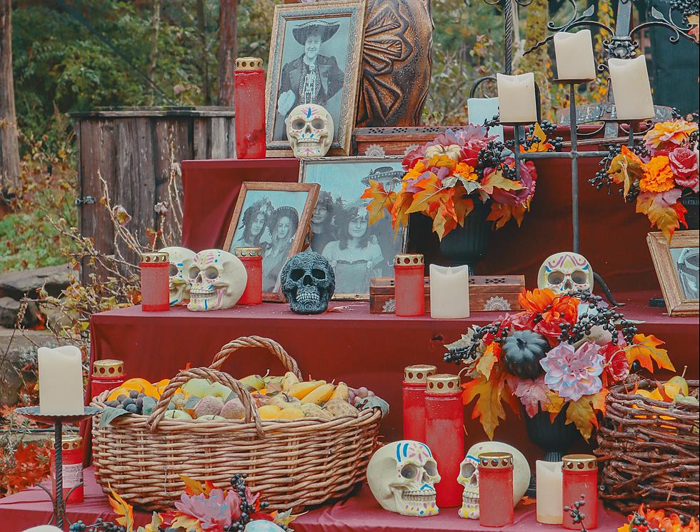 Don&#8217;t Forget These 3 Items for Your Ofrenda This Dia de Muertos