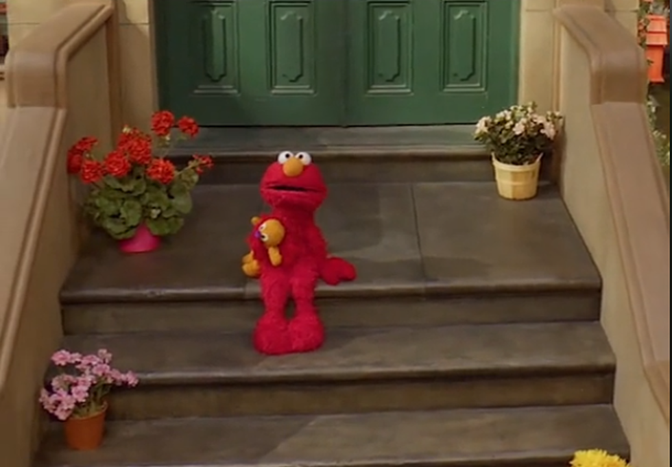 Elmo&#8217;s Emotional Check-In On Social Media Sparks Viral Wave Of Feelings