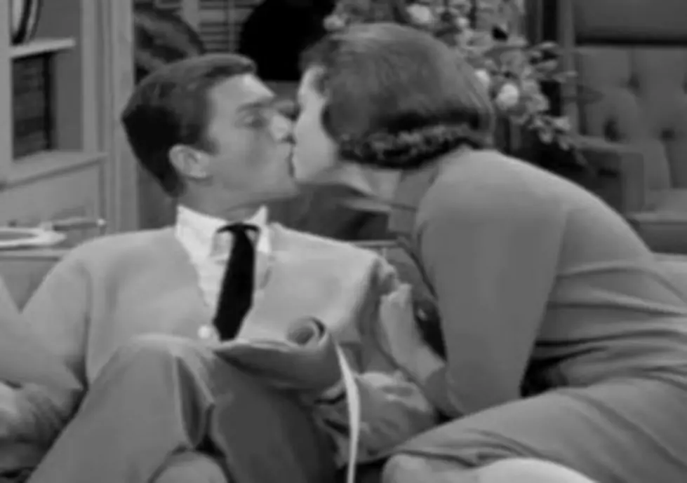 Famous TV Characters Kissing