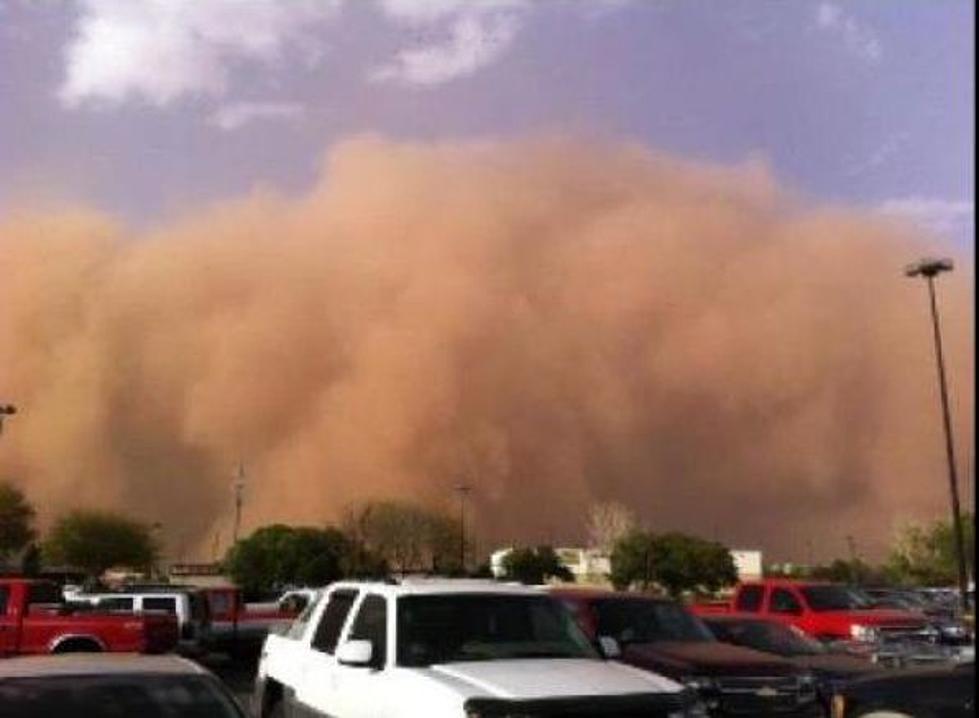 A British Website Is Sharing Video of a Lubbock Dust Storm Like It’s the End of the World